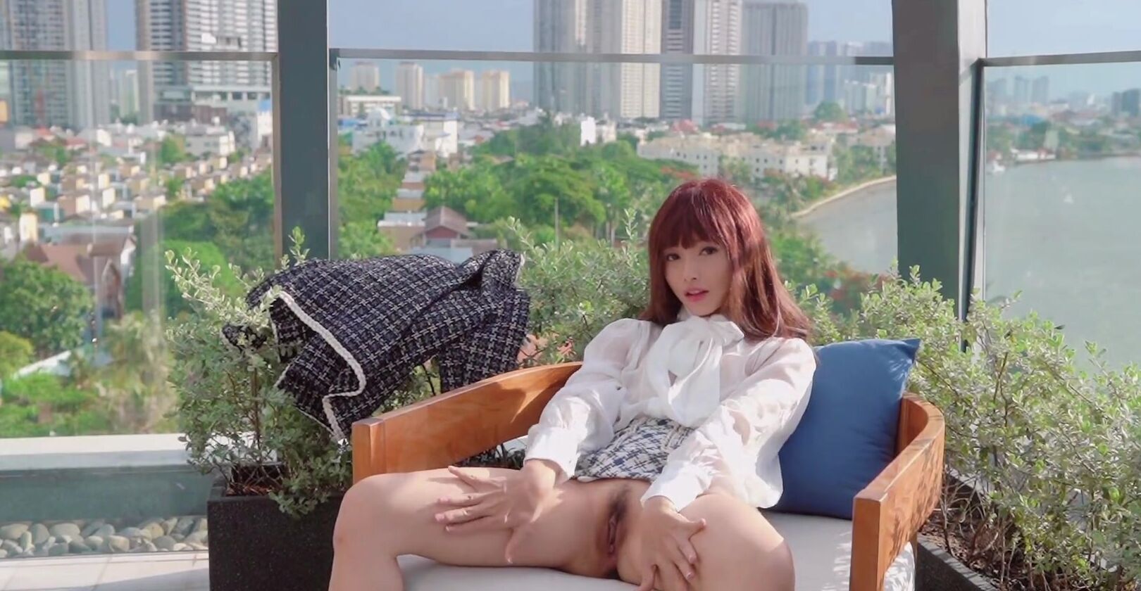 Jasmine J Wetting The Rooftop Mv Ver Hd Porn Video